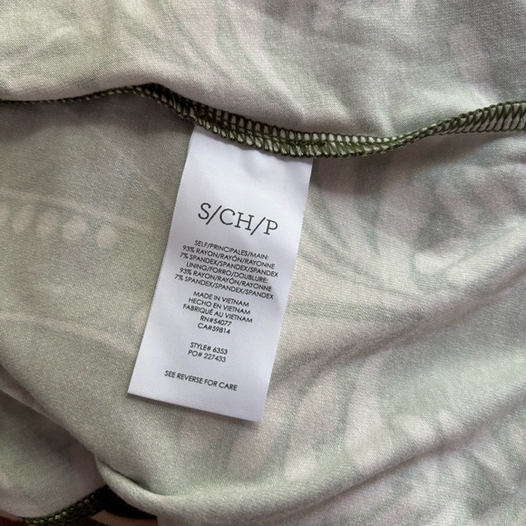 Cabi | green balcony cami palm print 6353 - Picture 5 of 5